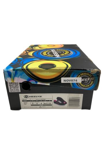 Heelys Pro 20 Kid Wheeled Shoes Black White Pink Canvas Size 5 HE100760H Sneaker