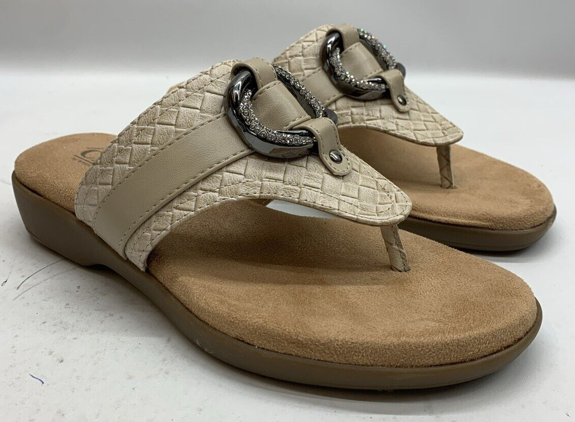 CLIFFS BY WHITE MOUNTAIN Women's Benedict Mini Wedge Sandal Taupe Woven Size 6.5