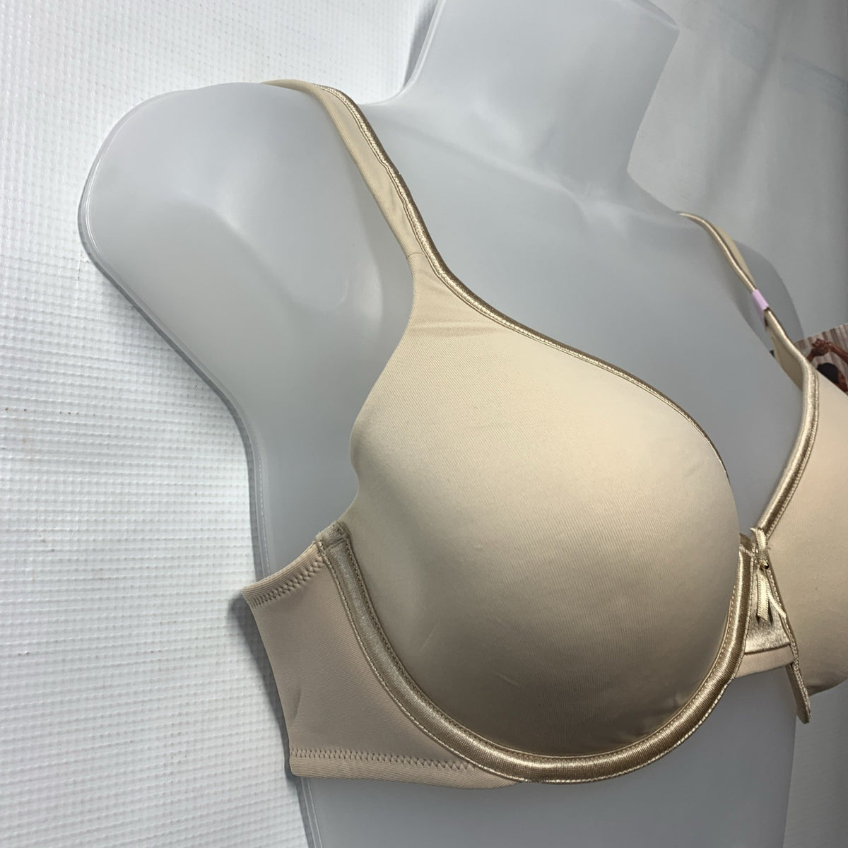Vanity Fair Body Caress Full Coverage Contour Bra 75335 Underwired Size 34D