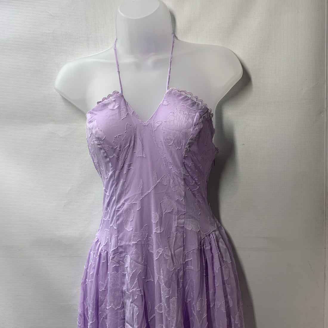 Lulus Sedona Lace Women's Wedding Guest Maxi Dress Lavender Sleeveless Medium