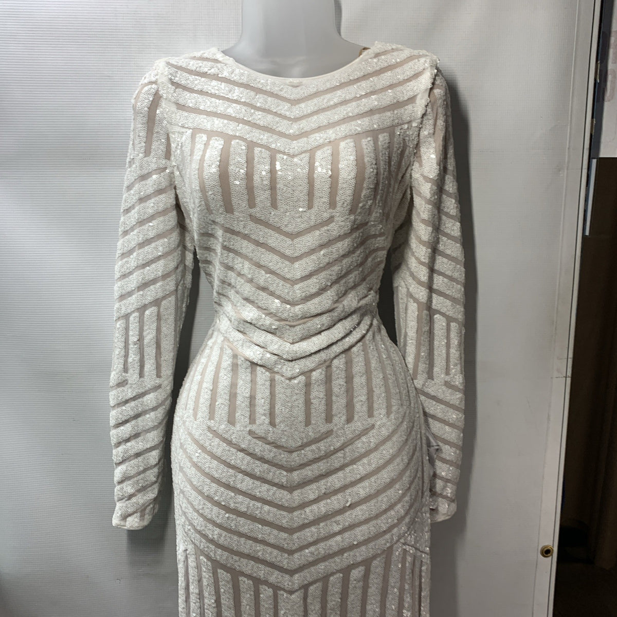 Dress the Population Emery Sequin Midi Dress Bodycon Cocktail Long Sleeve Medium