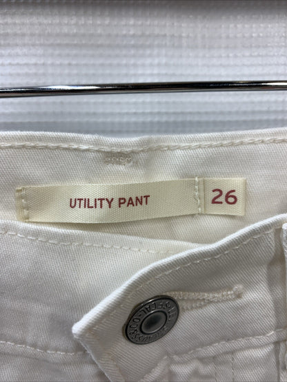 Levi's Women's Utility Long Pant Size 26x27 White A75430002 Loose with Pockets