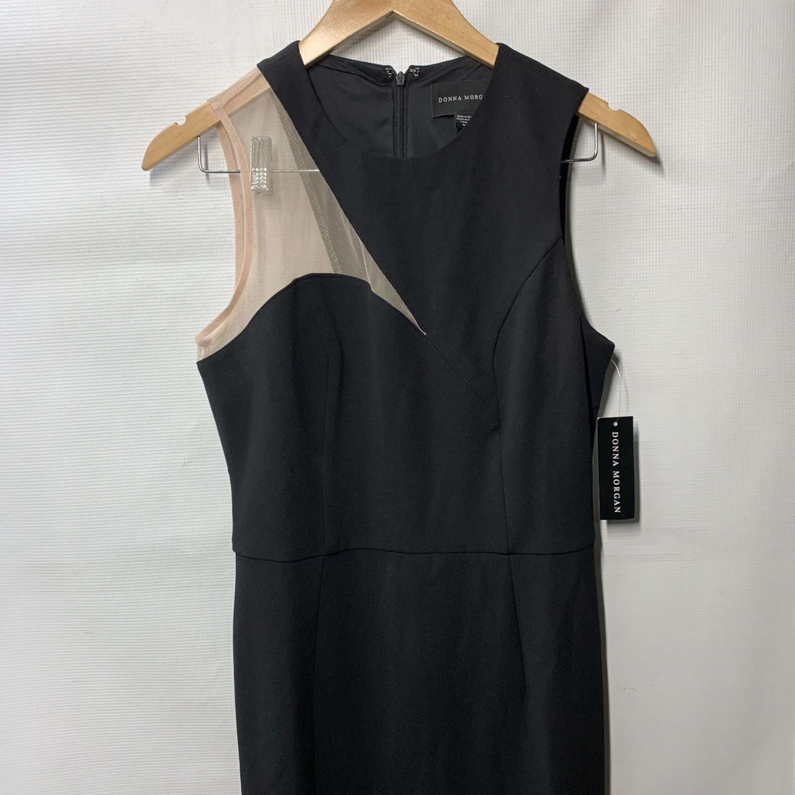 Donna Morgan Sleeveless Evening Asymmetrical Cutout and High Slit Size 8 Black