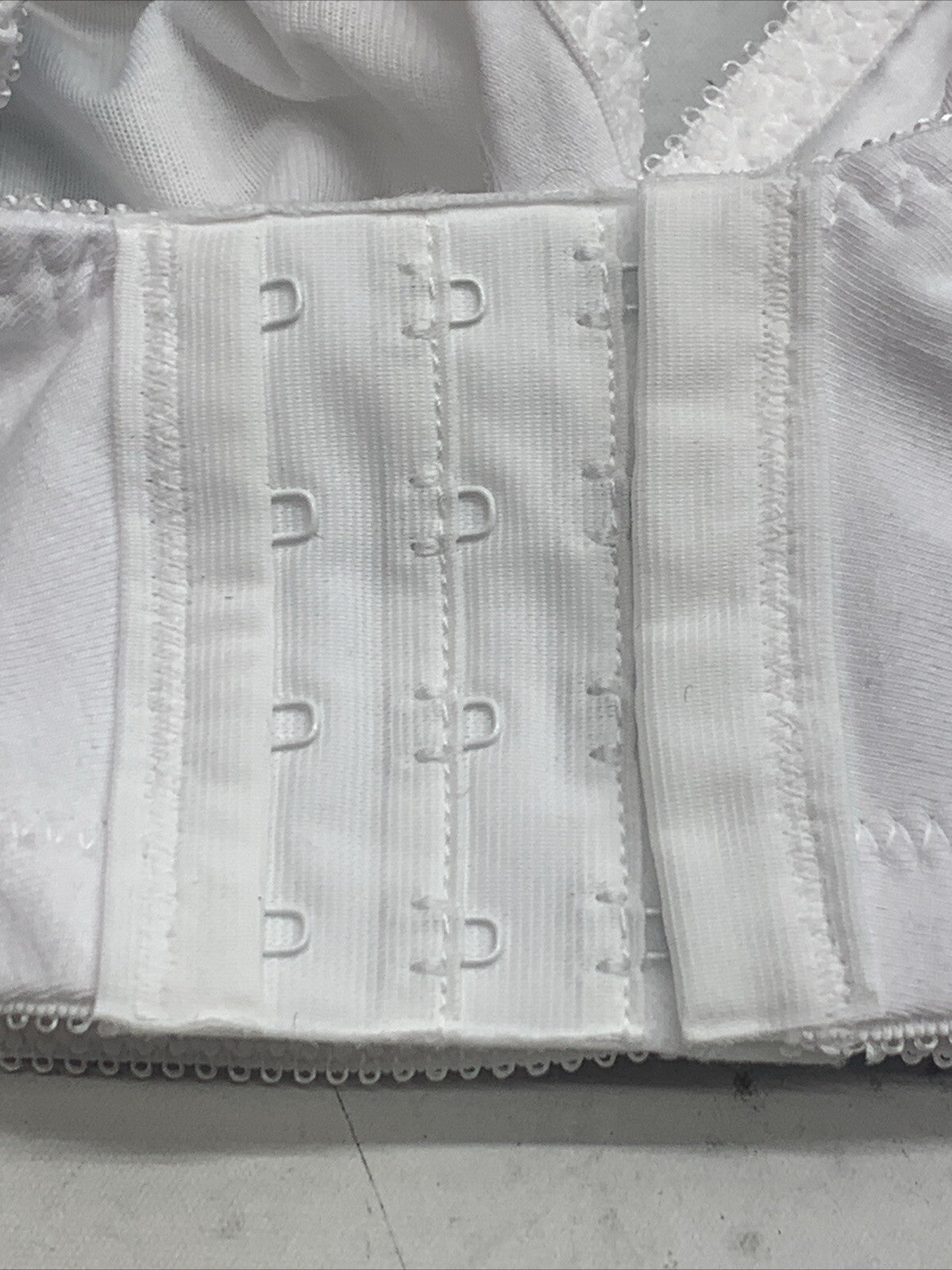 Bali Women's Double Support Wirefree Bra DF3036 Size 40C White Back Smoothing