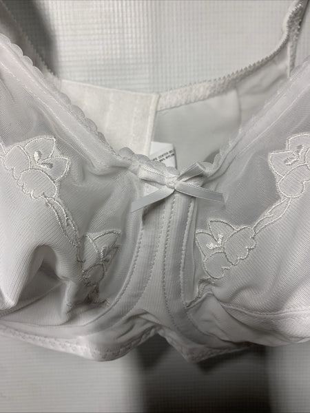 Bali 0180 Flower Bali Underwire Bra 36D White Full Coverage Lightly Lined Cup