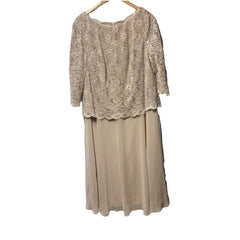 Alex Evenings Women's Tea Length Embroidered Bodice 3/4 Sleeve Size 18W Taupe