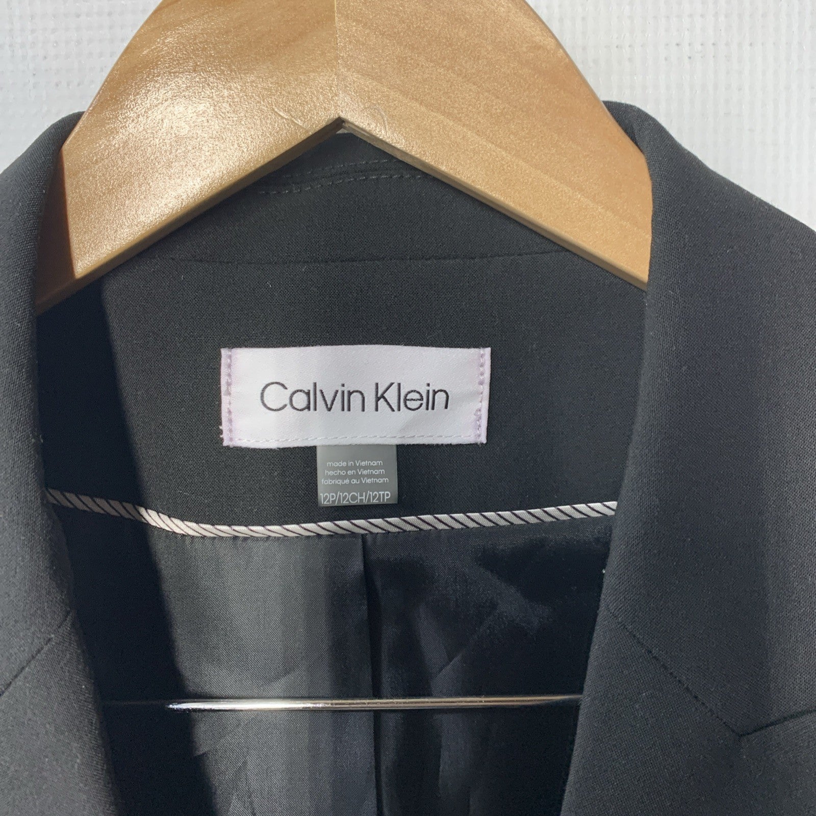 Calvin Klein Women's Two Button Lux Suit Blazer Black 12 Petite Long Sleeve