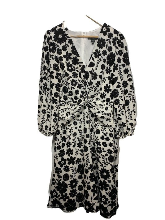 Maggy London Long Sleeve V-Neck Twist Waist Fit and Flare Cocktail Dress Size 14