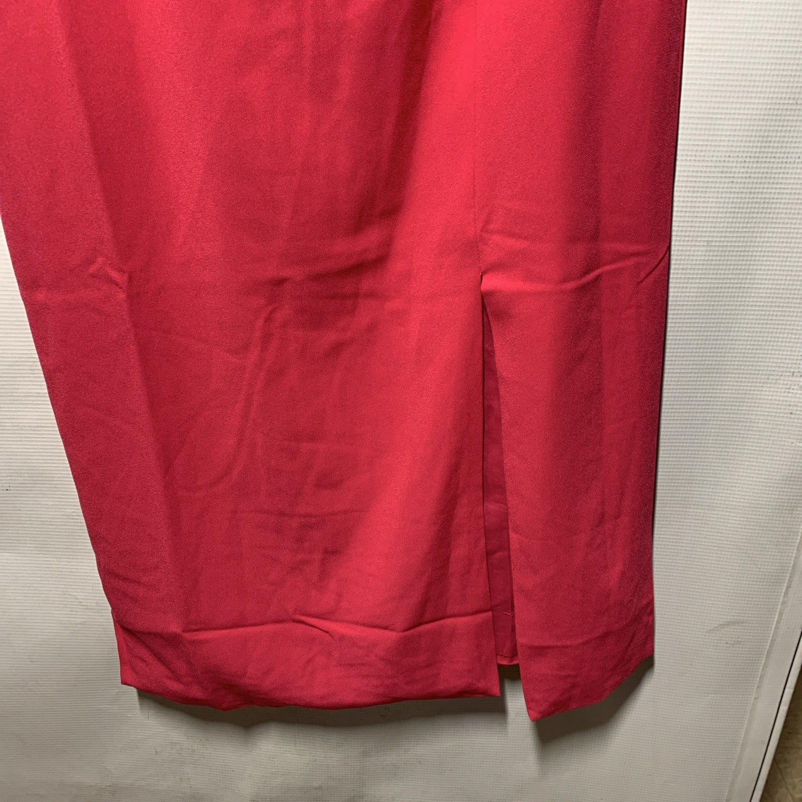 Petal and Pup Two-Toned Xiomar One-Shoulder Midi Party Dress Size 8 Sleevelesss