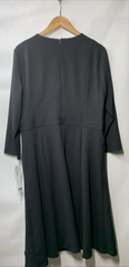 London Times Crepe Fit and Flare Midi with Waist Button Detail Size 16 Black