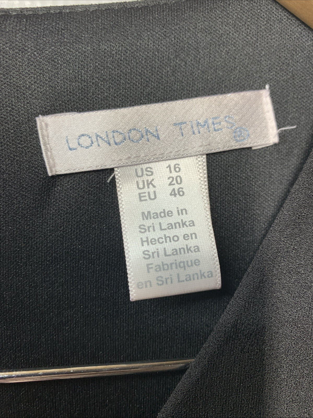 London Times Crepe Fit and Flare Midi with Waist Button Detail Size 16 Black