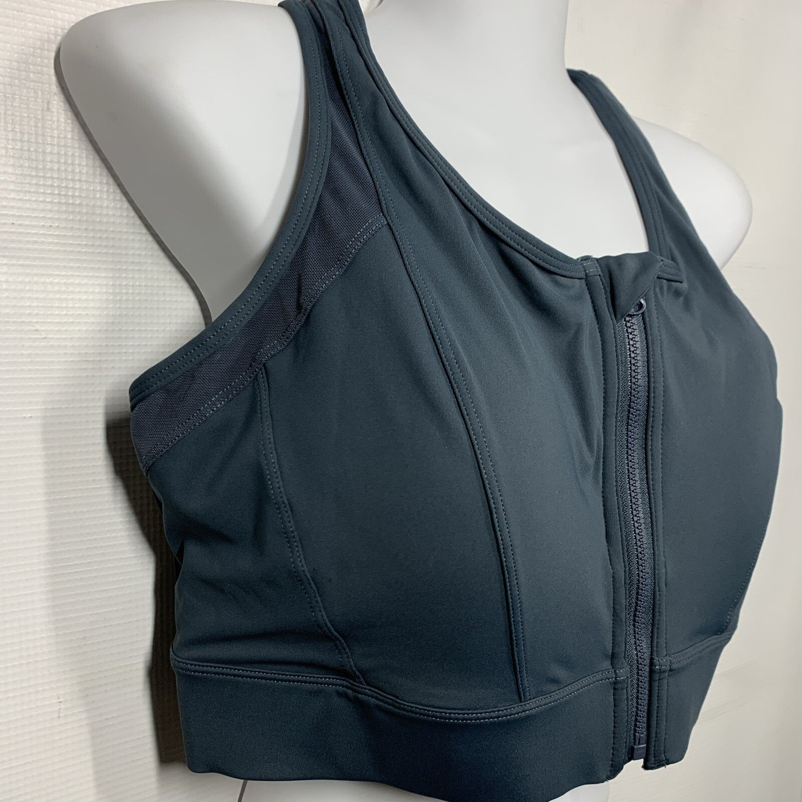 Yvette Womens Ladies Sport Bra Size 3XL E100556A91 Zip Front Wirefree Dark Black