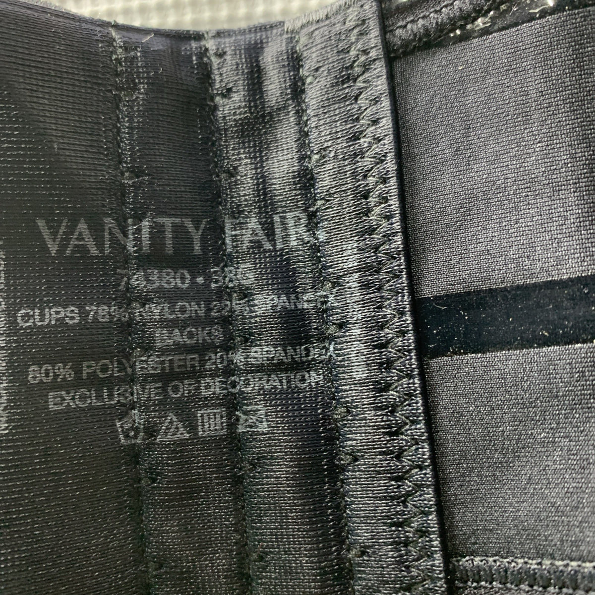 Vanity Fair Women’s Beauty Back Smoothing Strapless Bra 74380 4-Way Stretch 38G