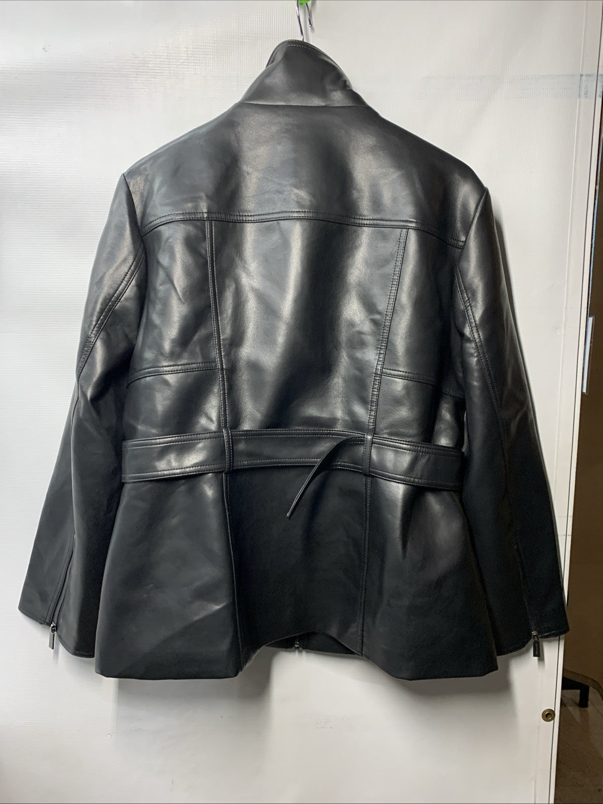 Kenneth Cole Women's Belted Jacket Size XL Long Sleeve Black 1888675 with Pocket