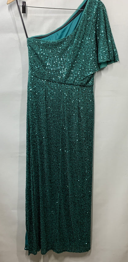Maggy London Women's Holiday Green Sequin Dress Event Occasion Cocktail Size 4