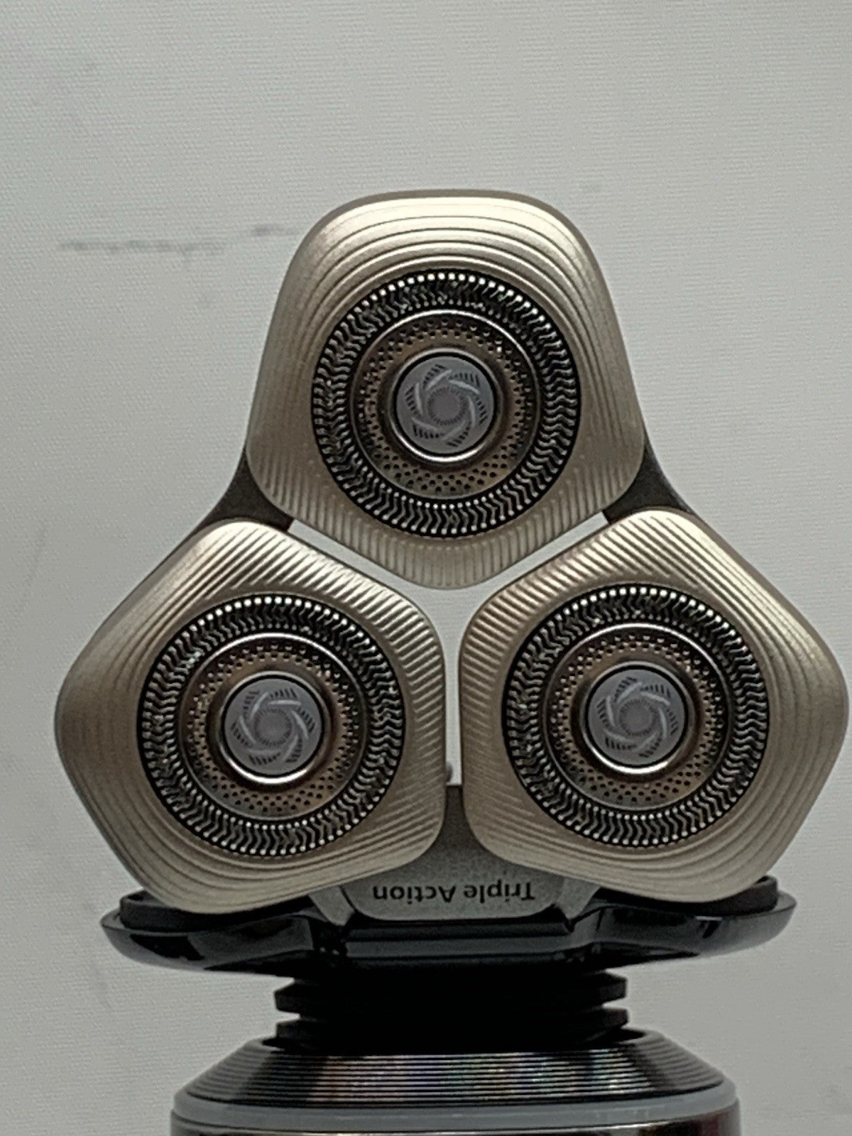 Philips Norelco i9000 Prestige Ultra SenseIQ PRO Electric Men's Face Hair Shaver