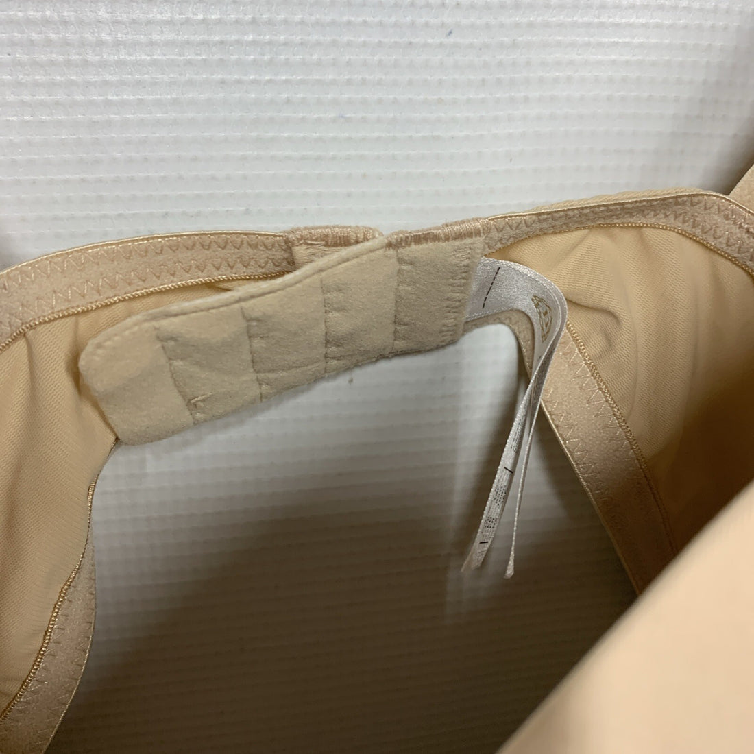 DELIMIRA Plus Size Seamless Lightly Lined Full Coverage T-Shirt Bra Sz 38F Beige