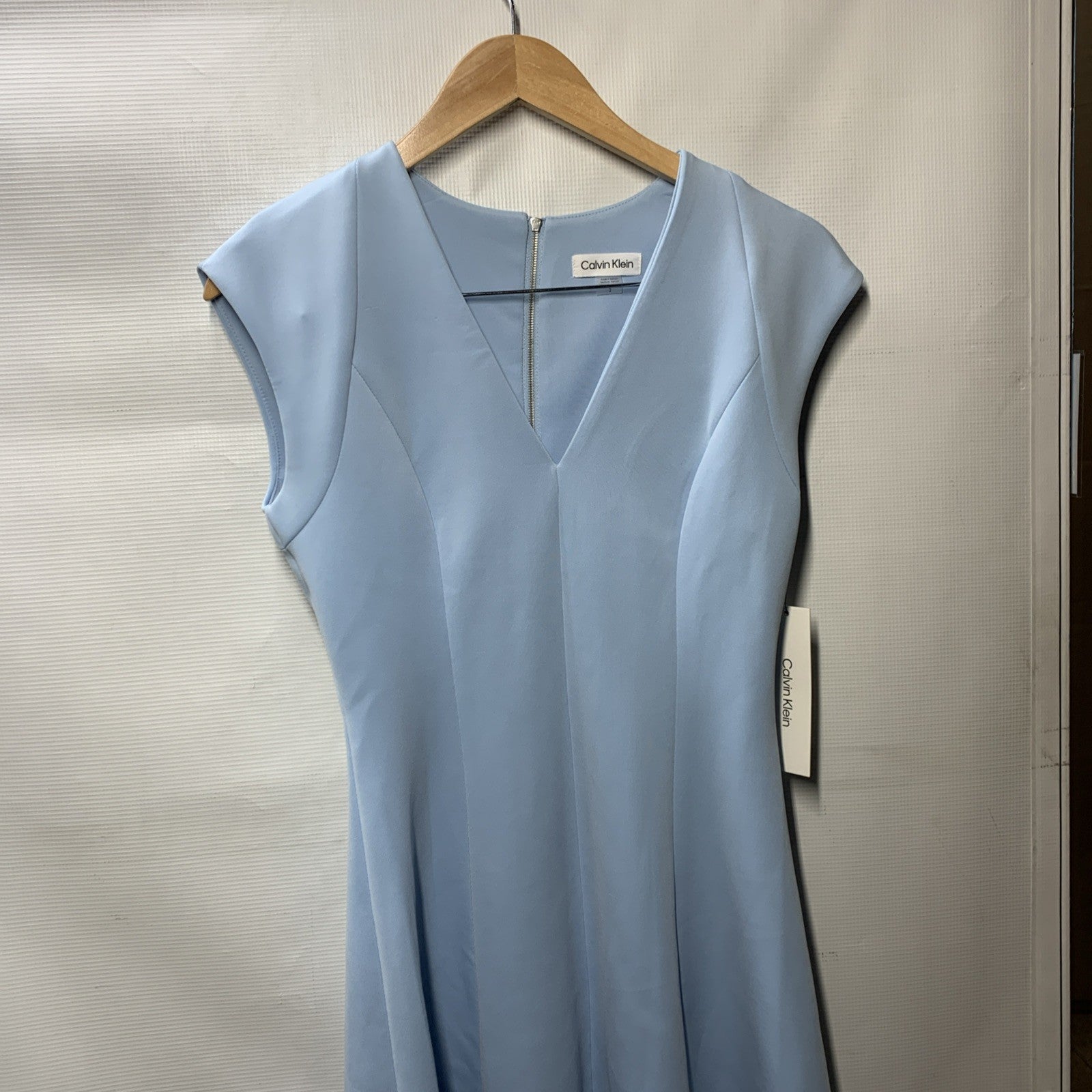 CALVIN KLEIN V-Neck Fit & Flare Midi Dress Cap Sleeve Formal Elegant Size 2
