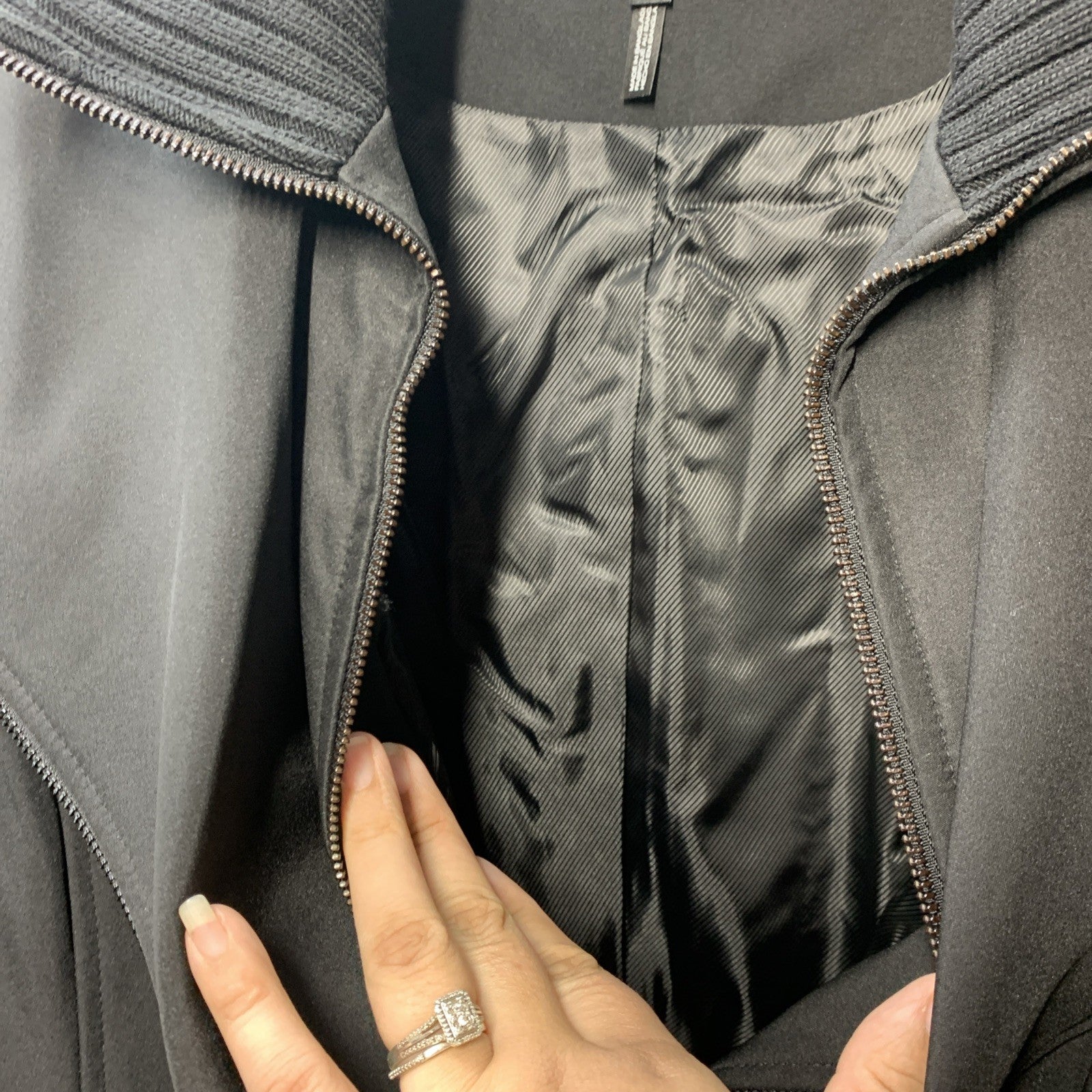 Halston Women’s Black Belted Trench Coat Long Sleeve Collared w/Pocket Size XL