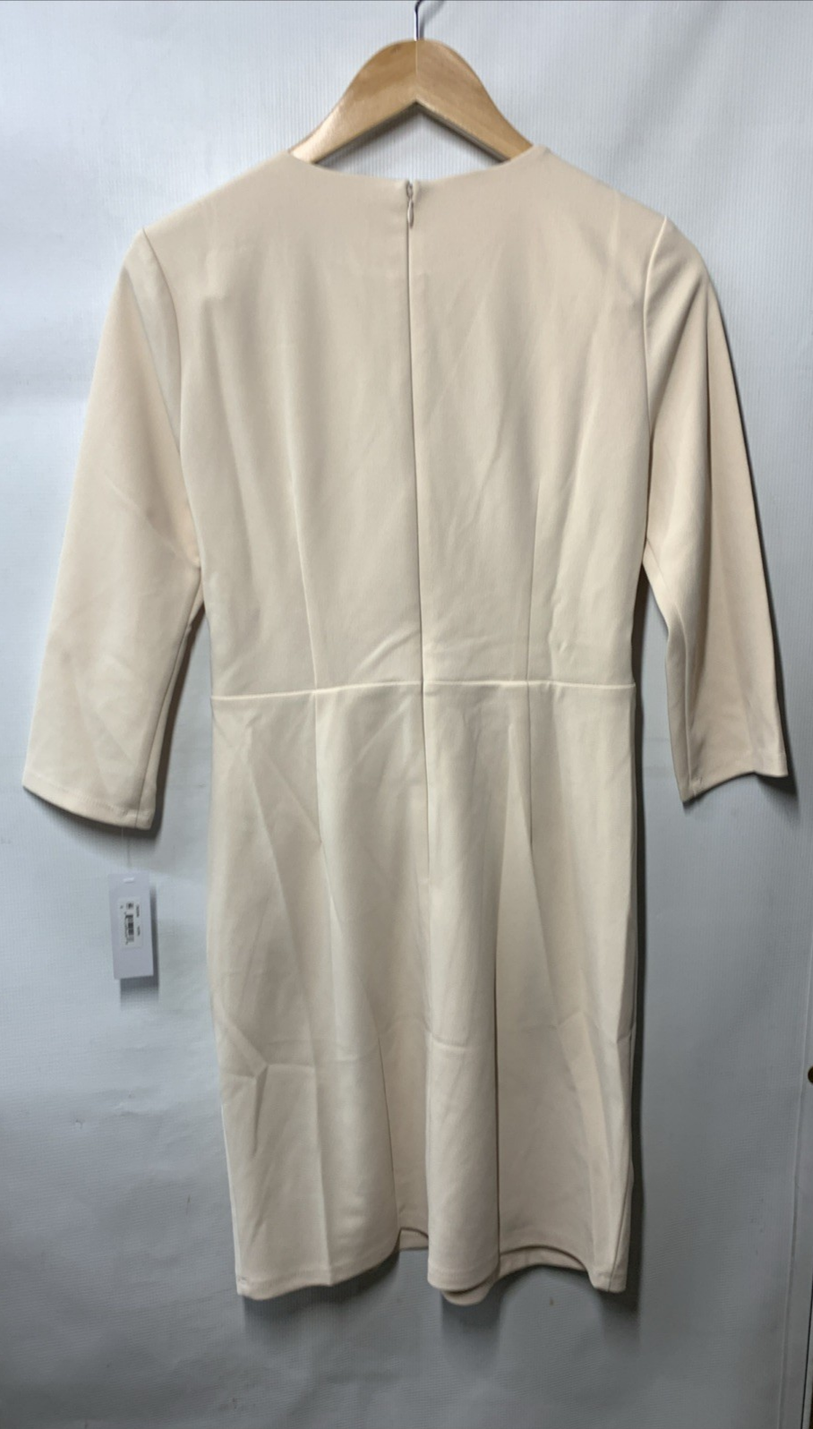 Donna Morgan D9263M Women's Sleek and Simple 3/4 Sleeve Shift Work Dress Size 6