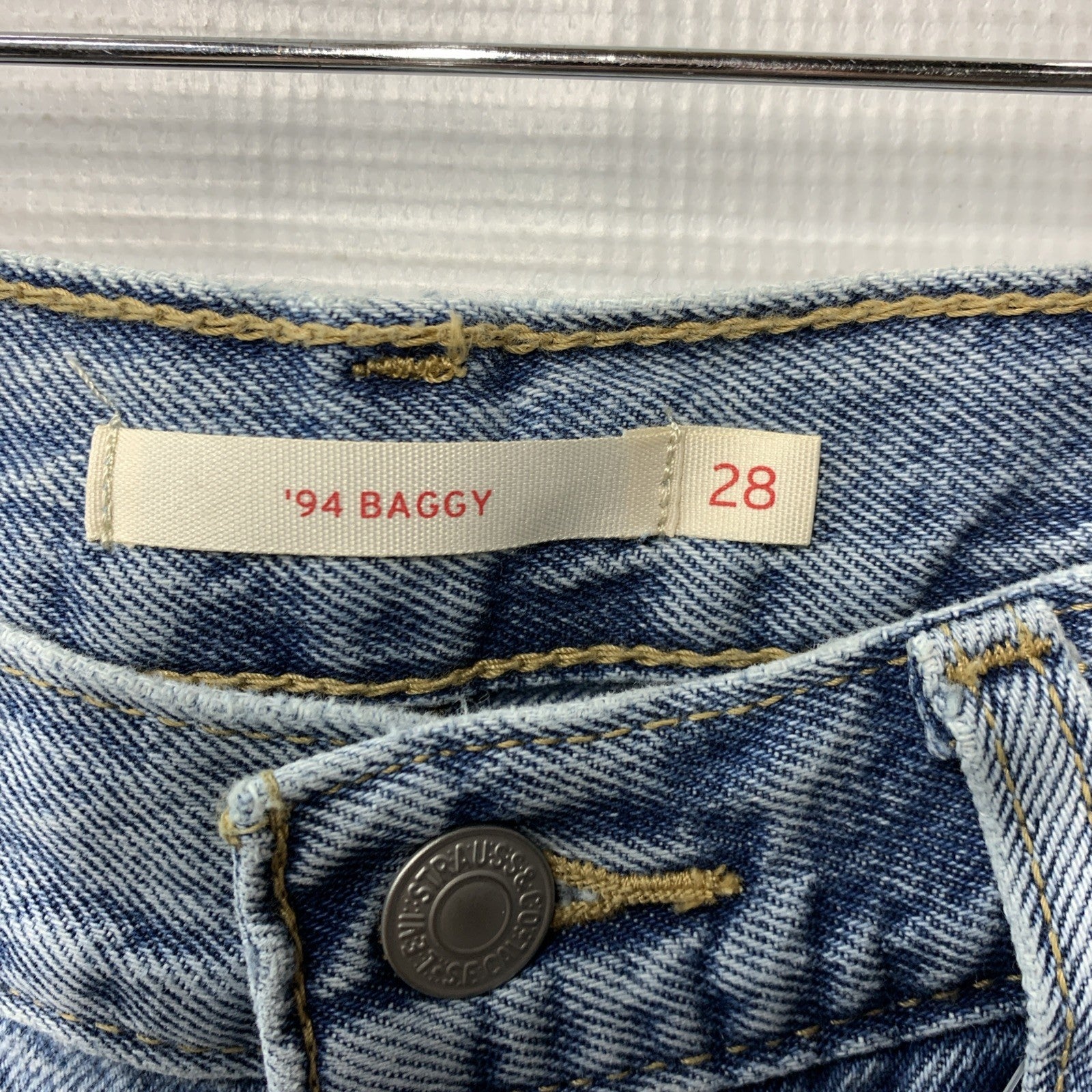 Levi's Women's 94 Baggy Jeans Mid Rise Straight Leg Long Pants w/Pockets 28x31