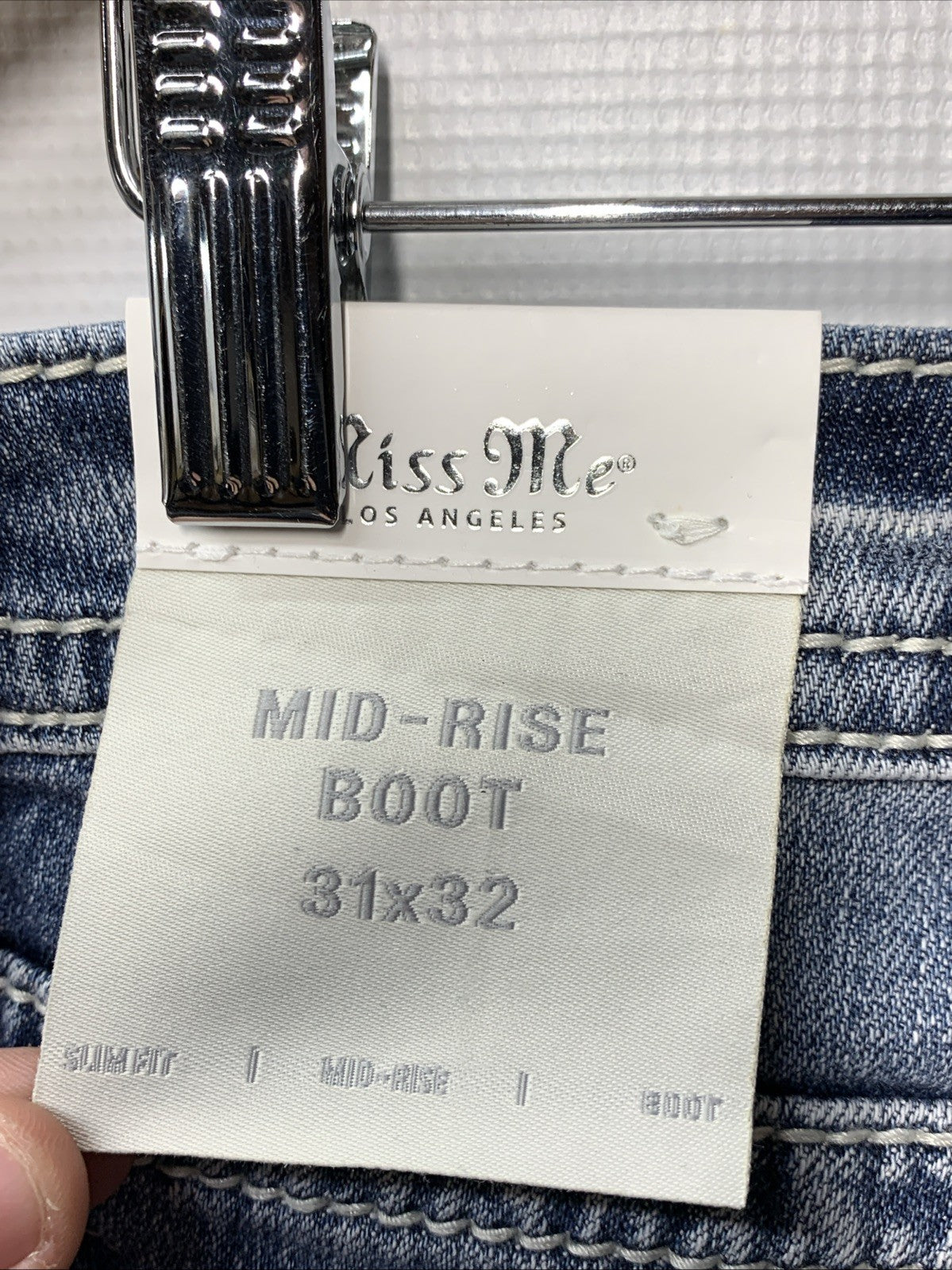 Miss Me Women’s Cross Embellished Pockets Mid-Rise Bootcut Jeans Size 31x32