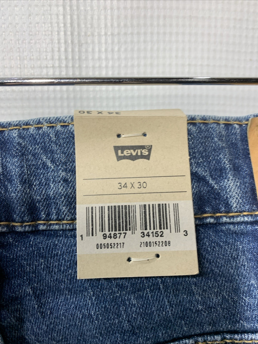 Levi's Men's 505 Regular Fit Straight Leg Jeans Long Pants Eco Ease Size 34x30