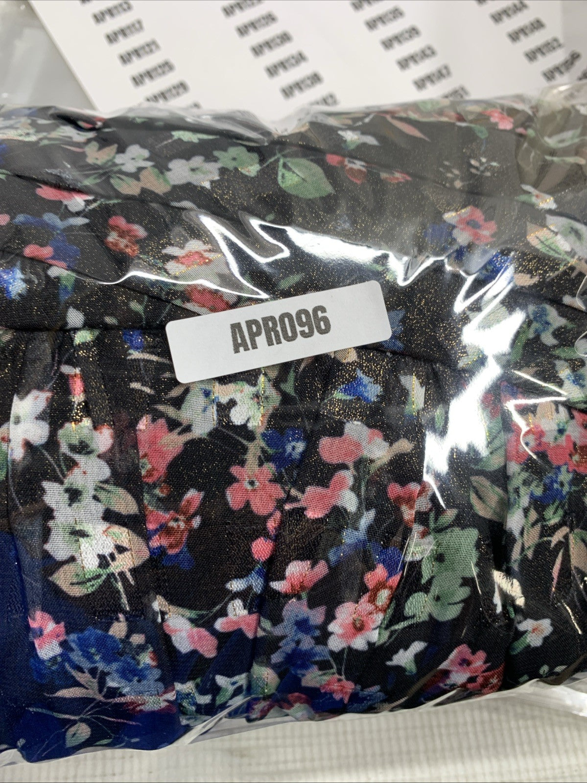 Adrianna Papell Gown Metallic Pleated Halter Floral Maxi Sleeveless Size 10