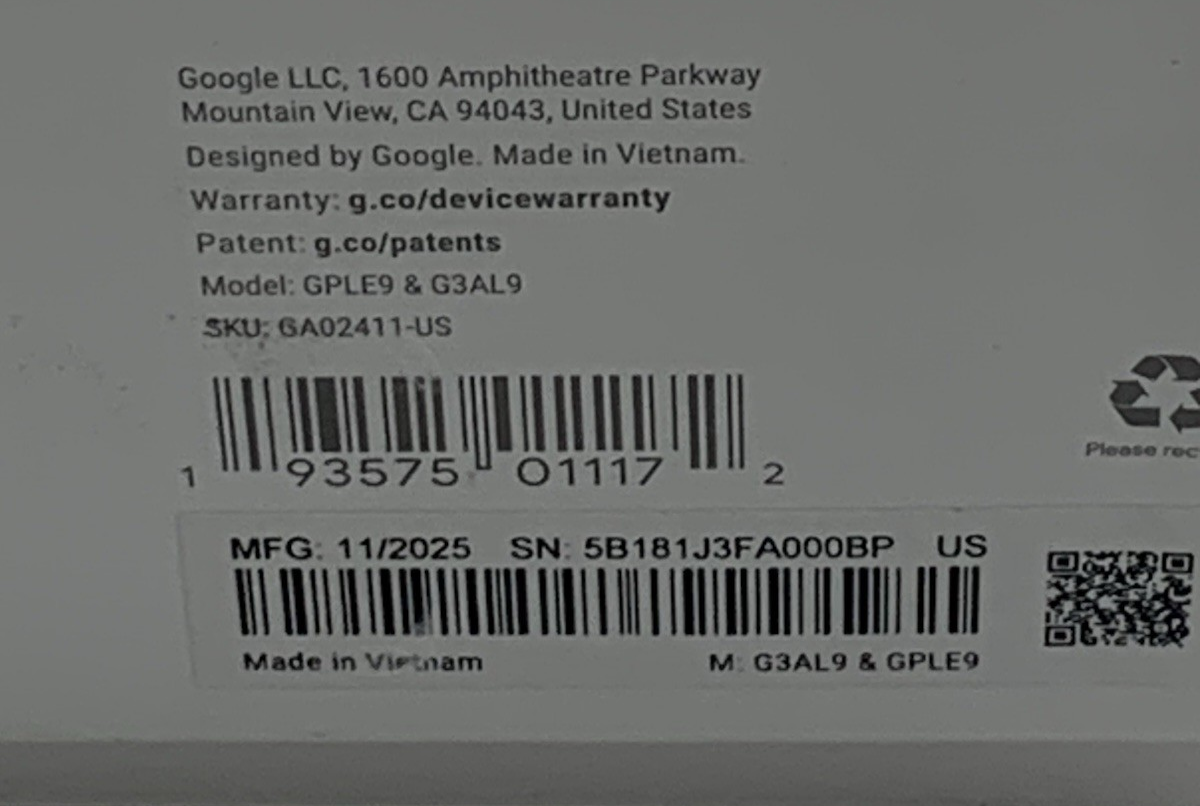Google Nest GA02411-US Security Camera with Floodlight Outdoor Night Vision