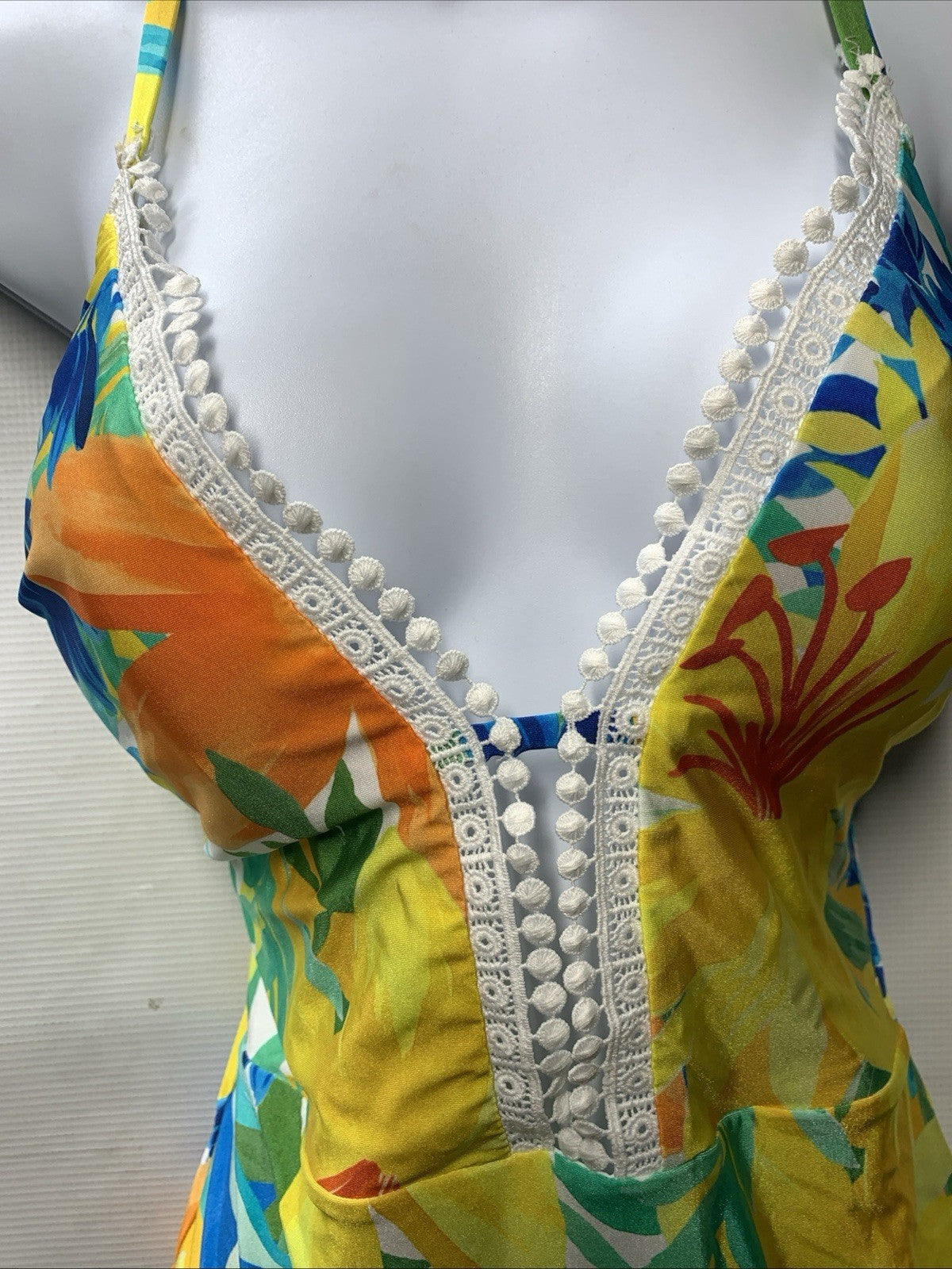 Sunshine 79 Womens V-plunge Neckline Mio One Piece Swimsuit Floral Swimwear SZ 8
