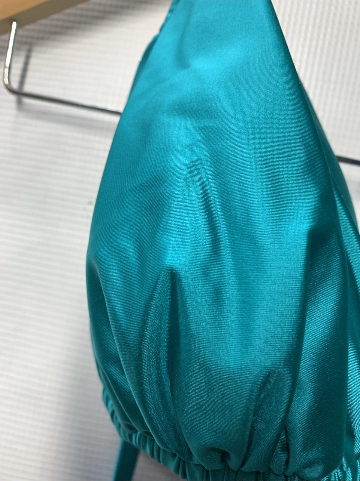 La Blanca Womens Goddess Halter Bikini Swimsuit Top Teal Swimwear LB5RR80 Size 4