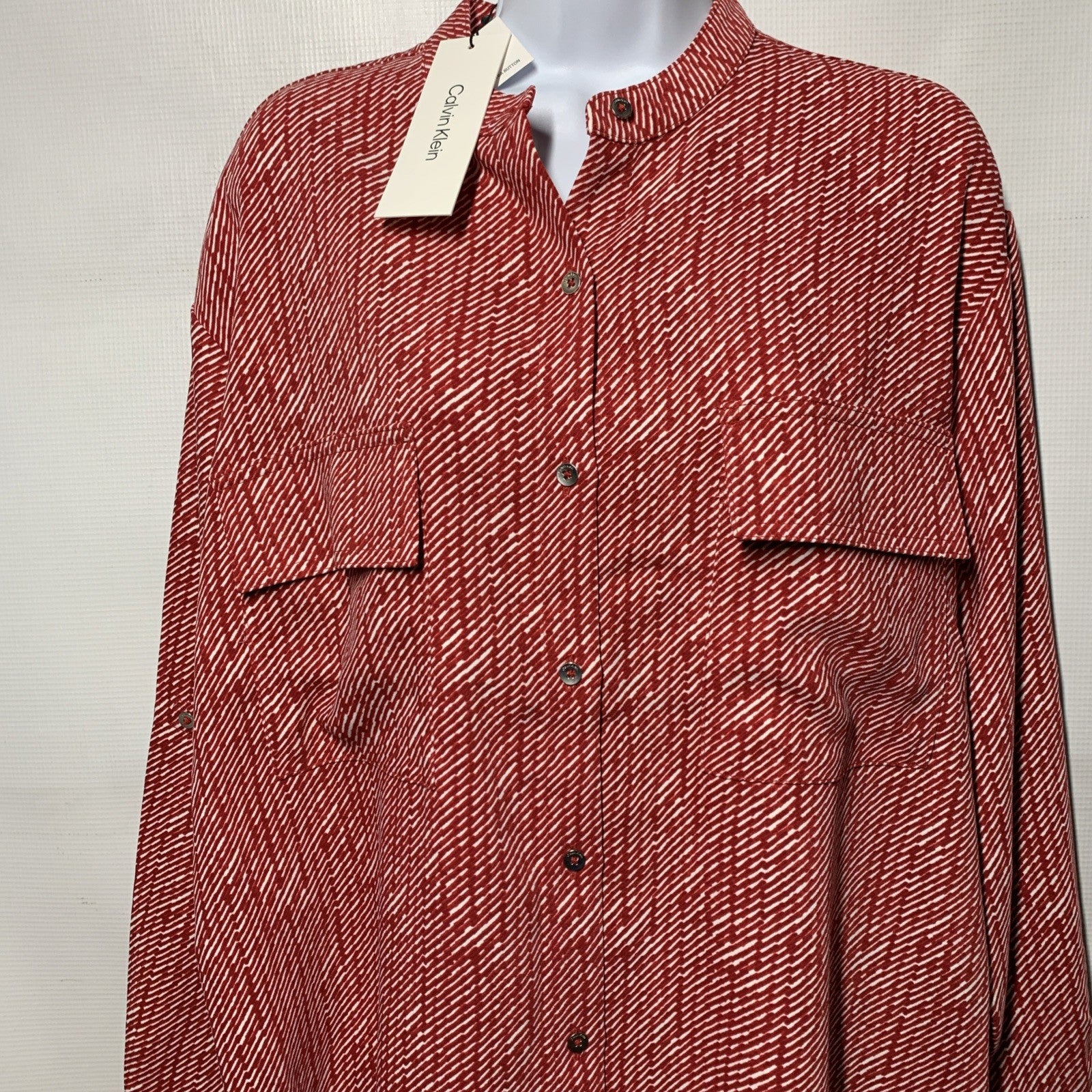 Calvin Klein Women's Crepe Relaxed Button-Down Shirt Long Sleeve Size Small