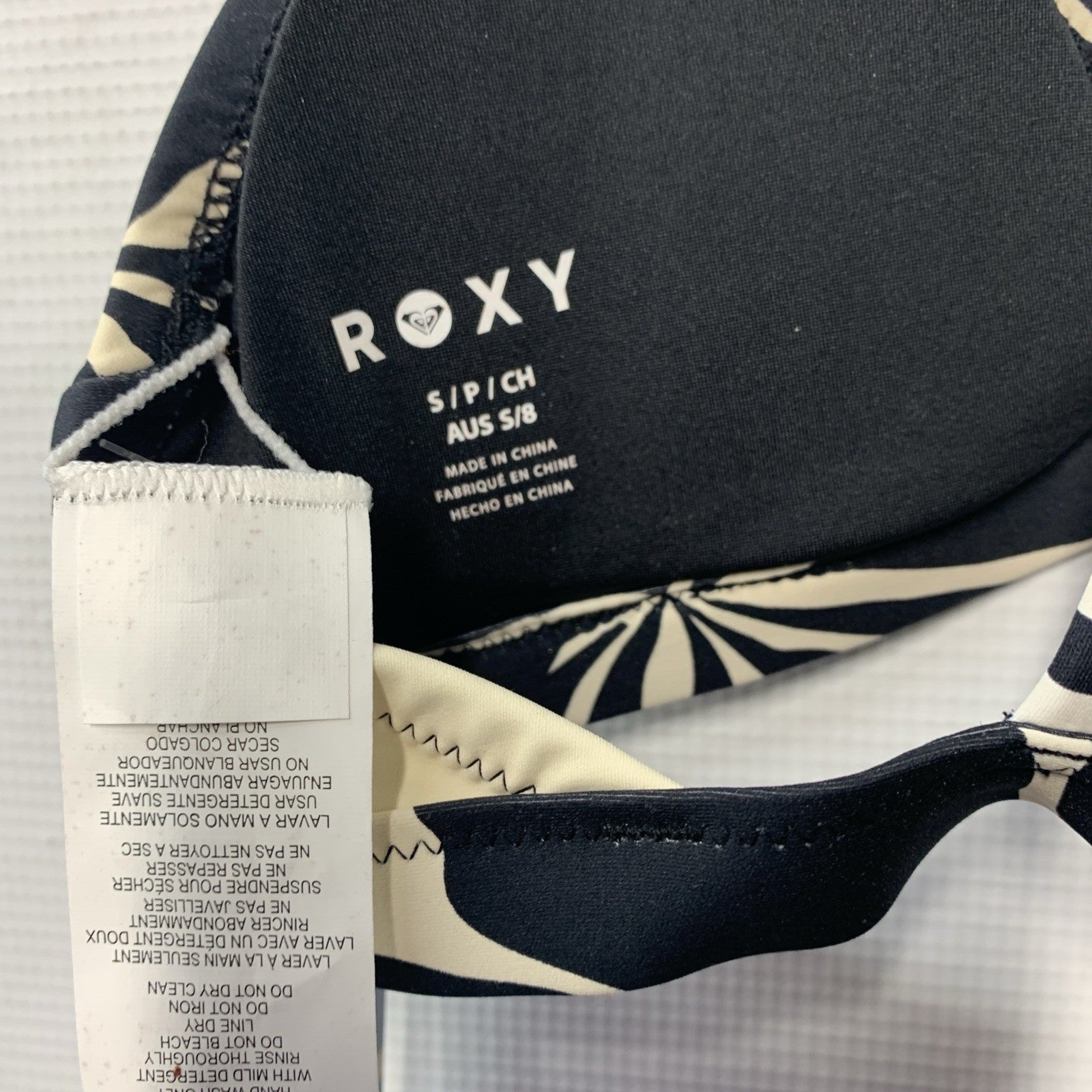Roxy Women's Solid Beach Classics Moderate Athletic Tri Top Bikini Size Small