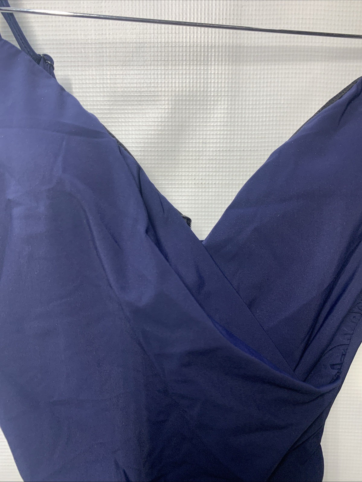 Profile by Gottex Tutti Frutti V Neck One Piece Swimsuit Navy Swimwear Size 6