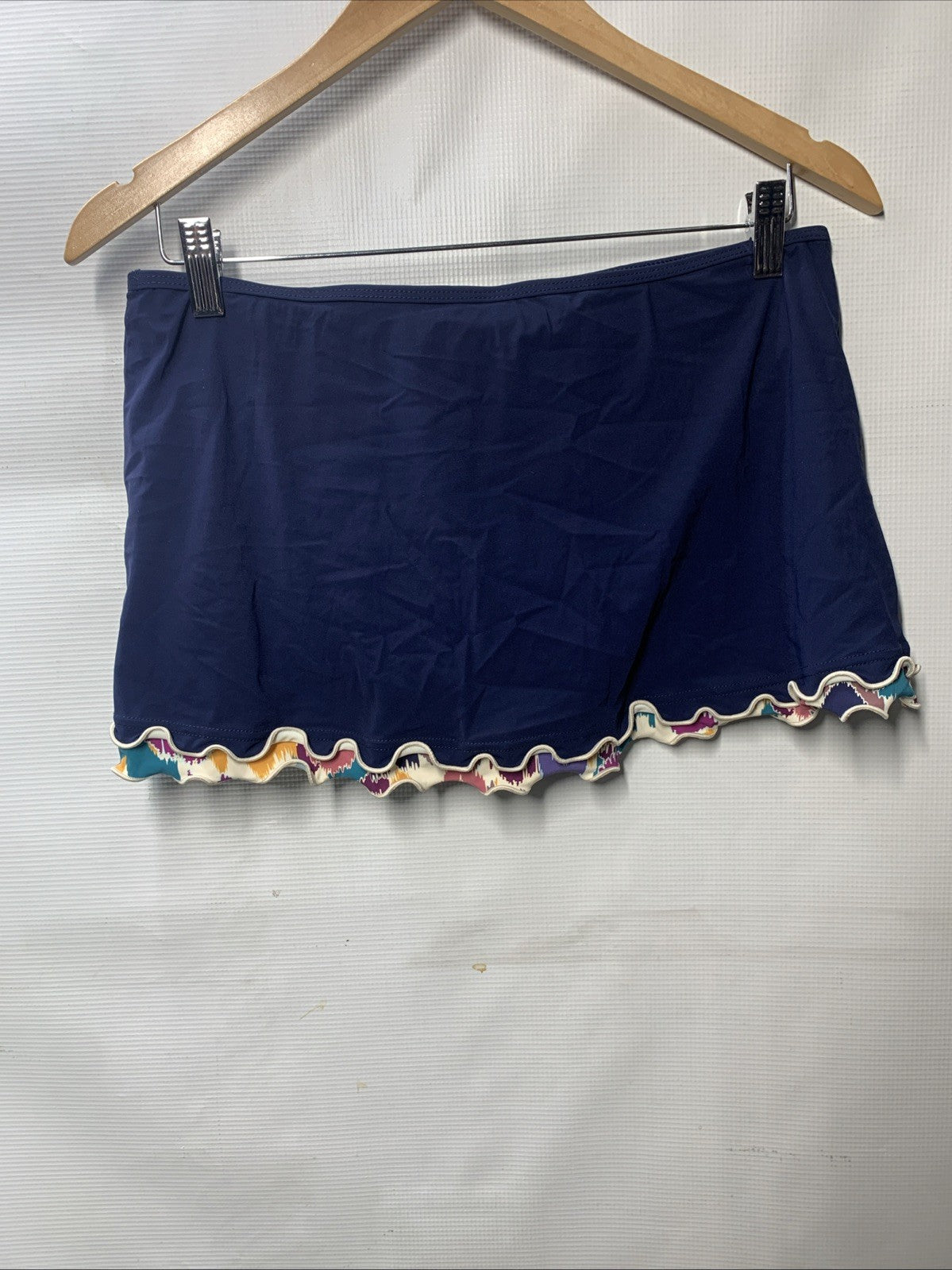 Profile by Gottex Women's Standard Spritz Side Slit Skirted Bottom Size 8 Navy