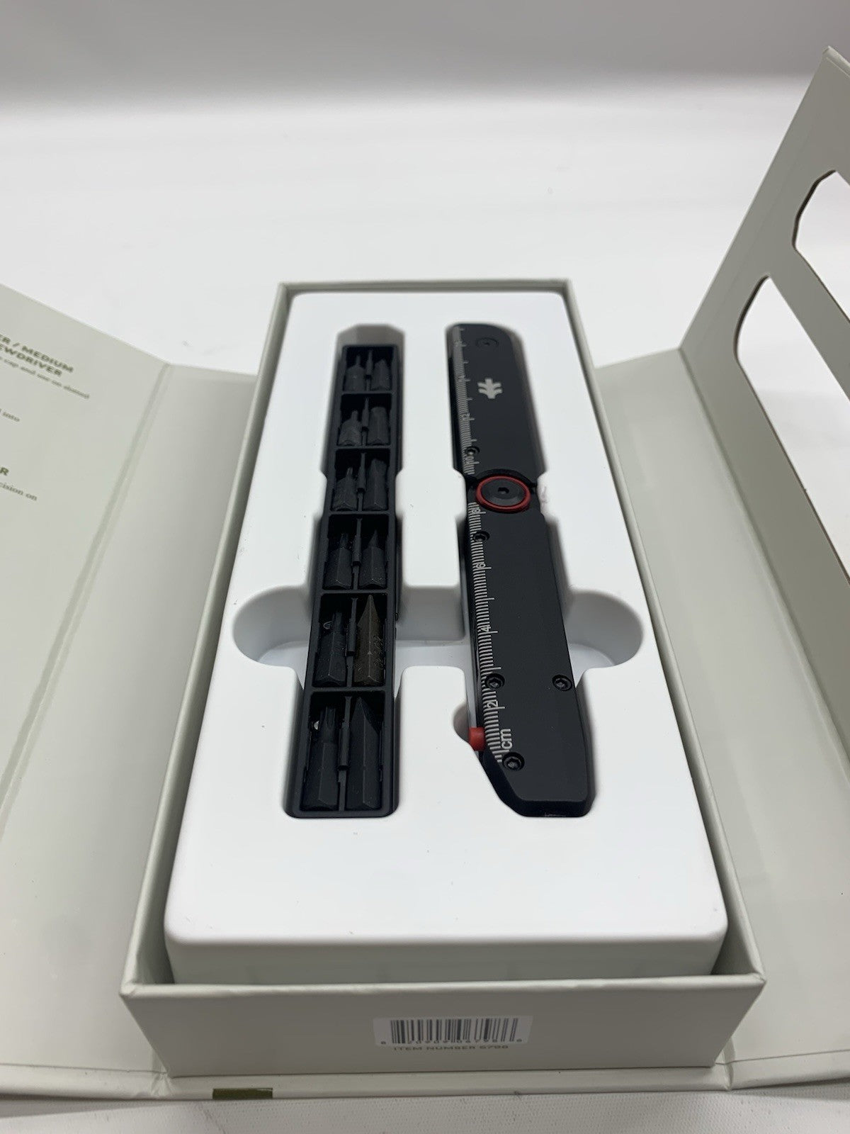 Swiss Tech Taktstock AUS-8 Steel Blade 26-in-1 Folding Multitool Kit Compact