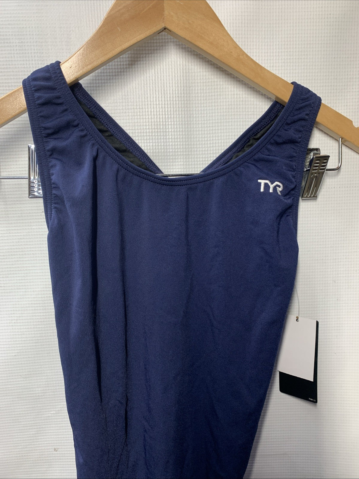TYR MDUR7A Womens Standard Durafast Elite Maxfit Swimsuit One-Piece Size 38 (XL)