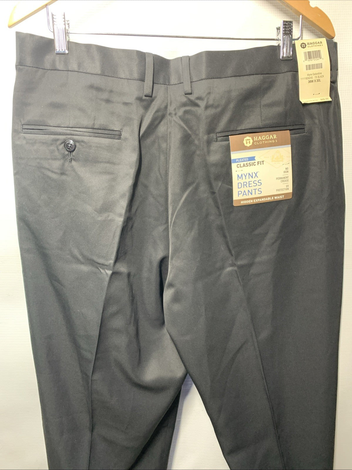 Haggar Classic Fit Pleated Black Dress Pants Hidden Expandable Waist 36Wx30L