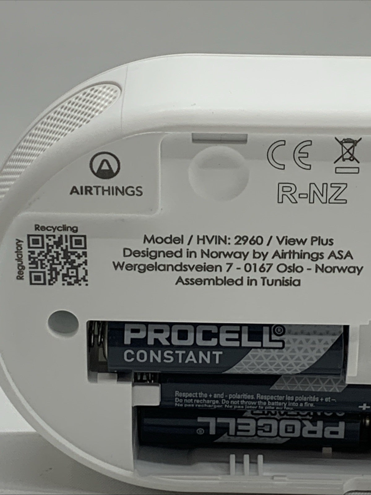 Airthings 2960 View Plus - Battery Powered Radon & Air Quality Monitor PM, CO2