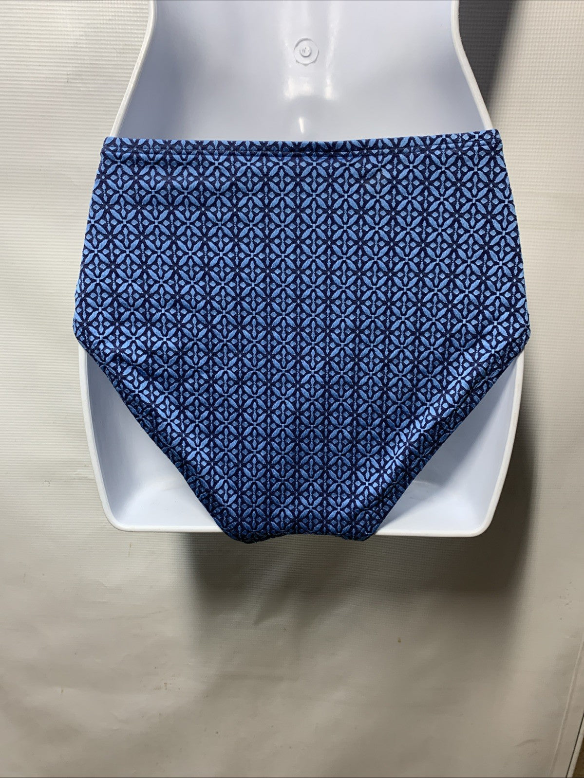 La Blanca Charmed Coast Mid-Rise Bikini Bottom Hipster Underwear Chambray Size 8