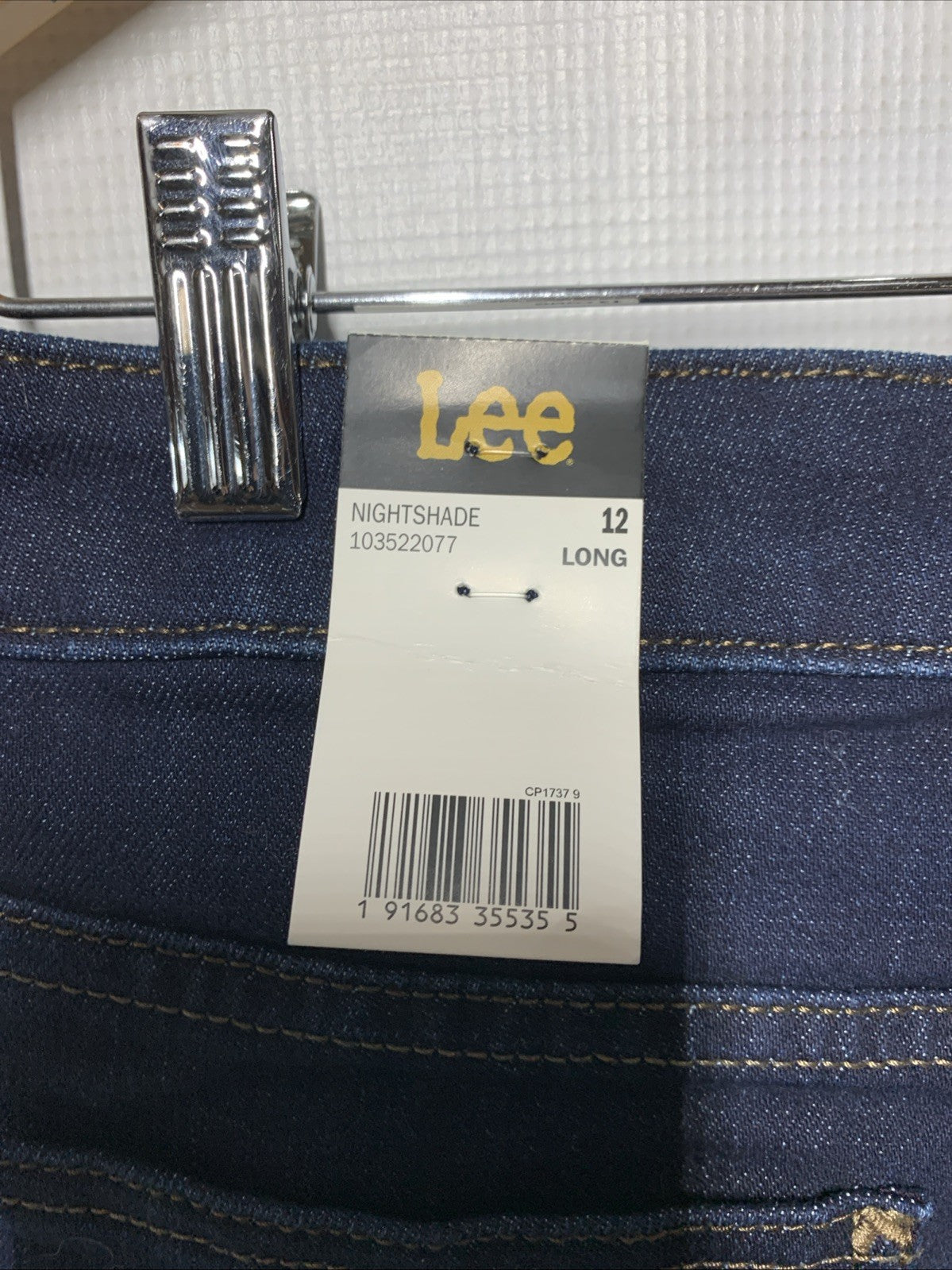 Lee Women's Legendary Regular Fit Straight Leg Jeans Long Pants 12 with Pockets