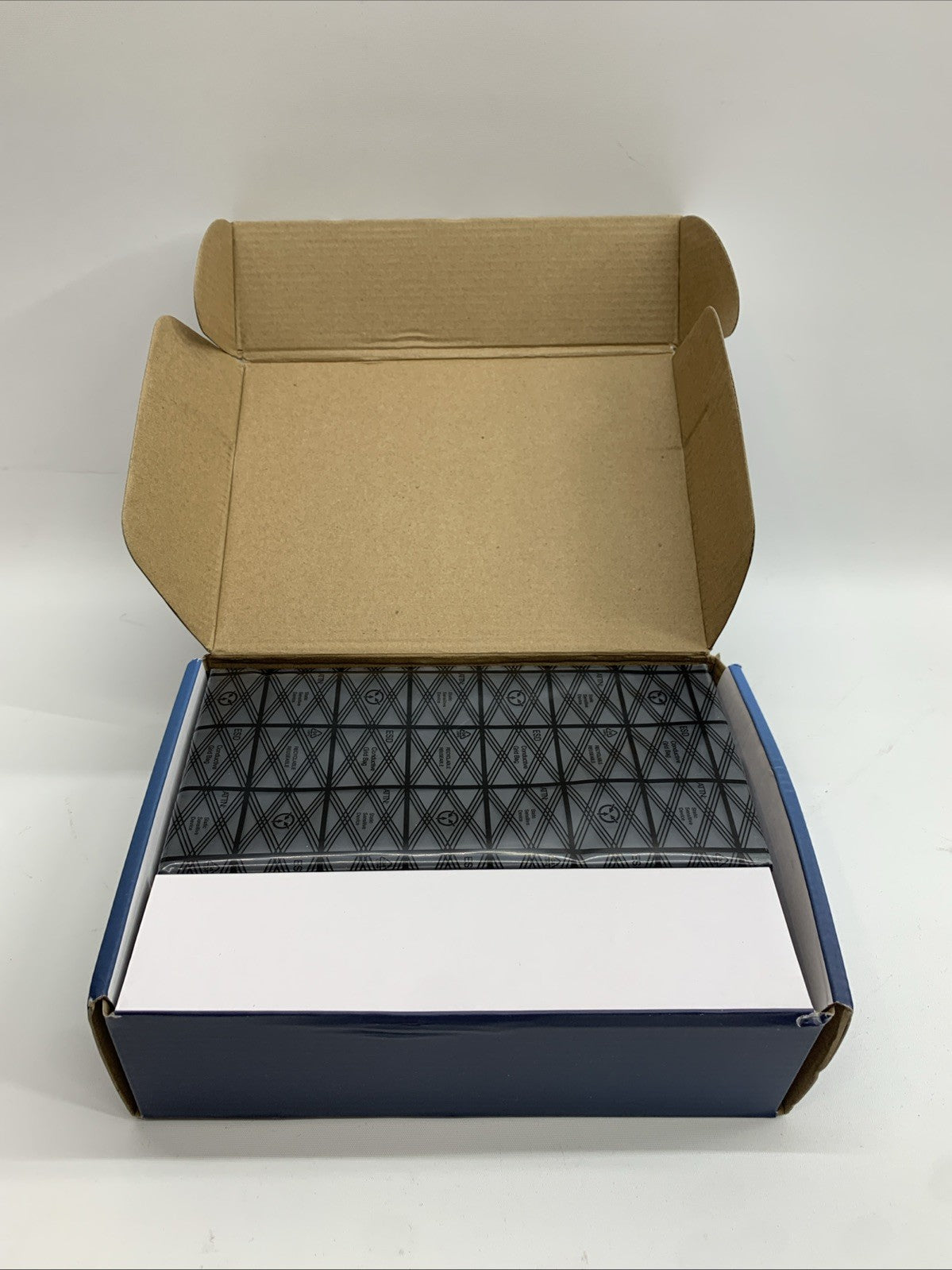Gigaplus Smart Ethernet Switch 2.5G 10 Port High-Speed Data Transfer Open Box