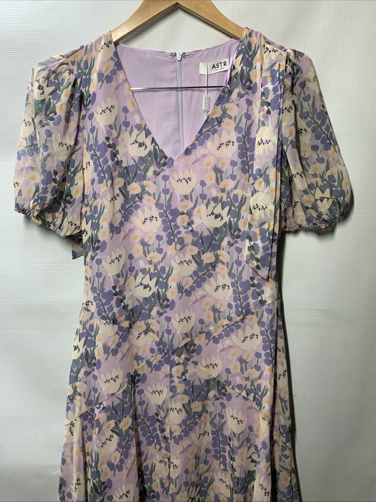 ASTR The Label Women's Jannika Dress Floral Cocktail Evening Short Sleeve Small