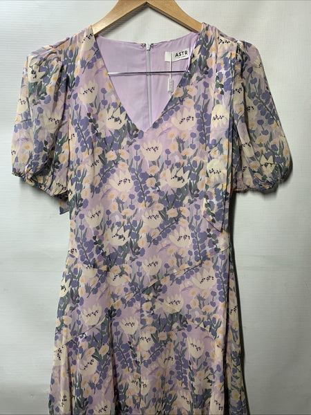 ASTR The Label Women's Jannika Dress Floral Cocktail Evening Short Sleeve Small