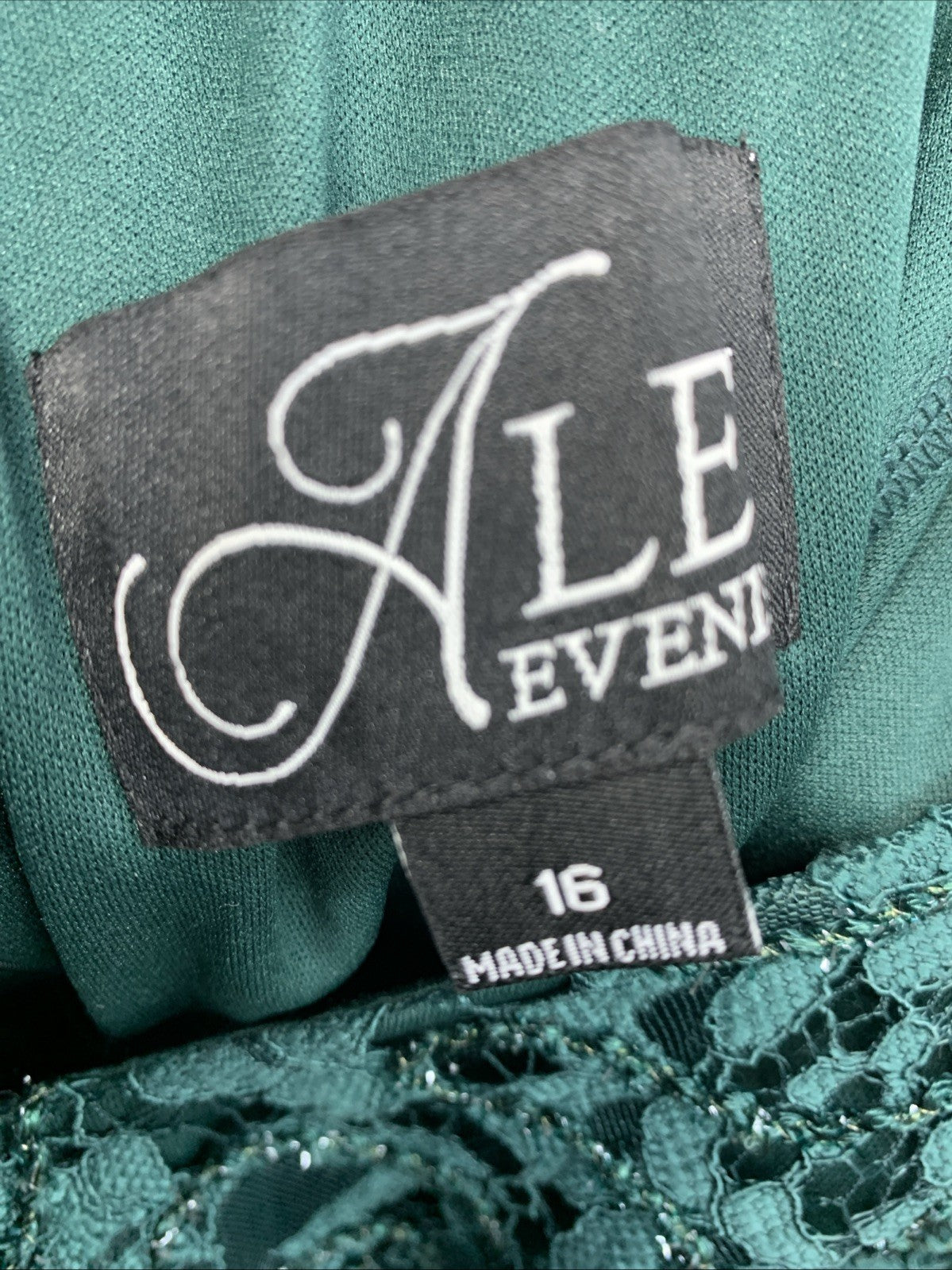 Alex Evenings Women's Long Rosette Dress Short Sleeves Hunter Green Size 16