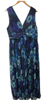 R&M Richards Long Crinkle Pleated Floral Dress Sleeveless 16W Navy/Periwinkle