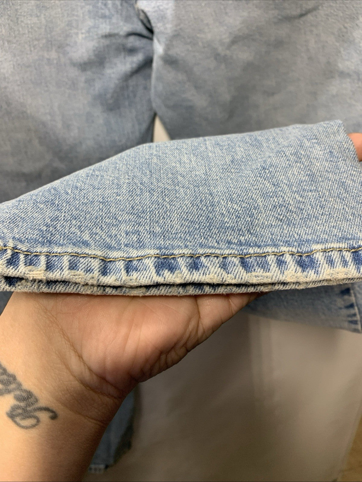 Levi's 514 Straight Jeans Gray Denim Stretch Logo Button Men's Distressed 32x29