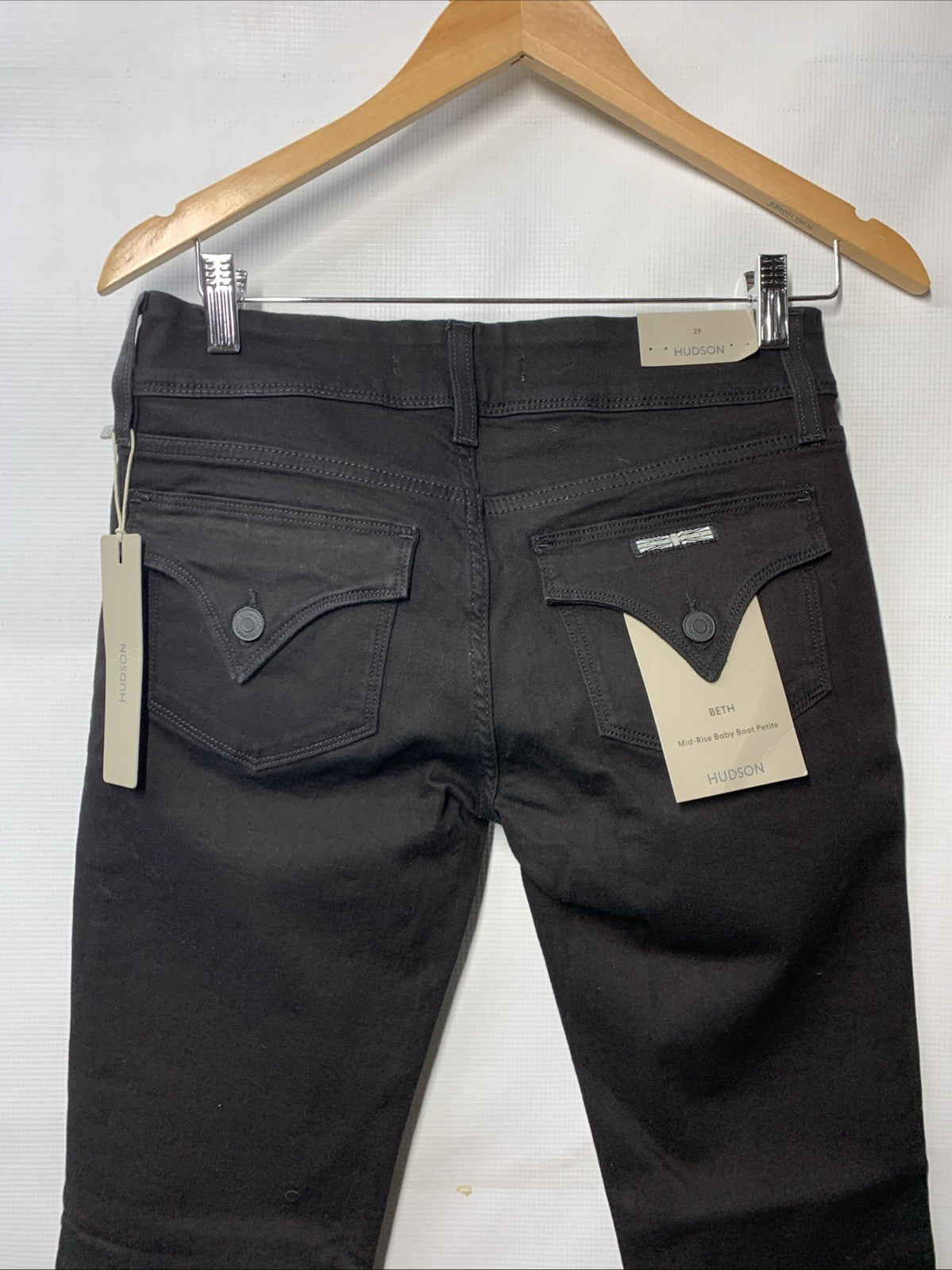 Hudson Jeans Women's Beth Mid-Rise Baby Boot Petite Jean Long Pants Size 27