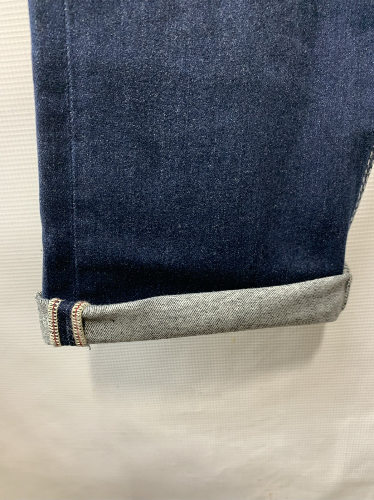 Silver Jeans Co. Women's Suki Capri Curvy Fit Mid Rise Jeans Long Pants 33x22.5