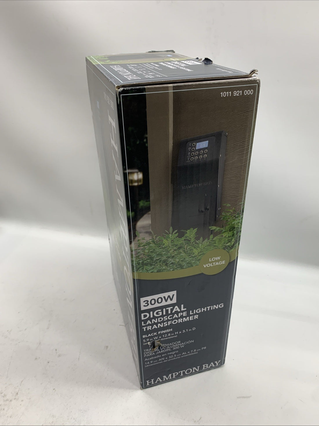 Hampton Bay ER-300-1215-AL 300W Low Voltage Digital Landscape Lighting Transform